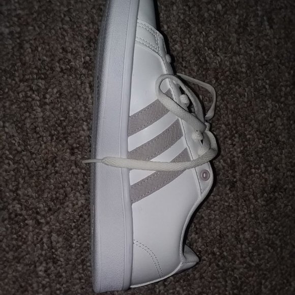 Adidas Shoes - Brand New Women's Adidas Tennis Shoes Size 6.5